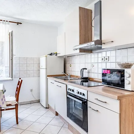 Apartman2 Brkic Пула